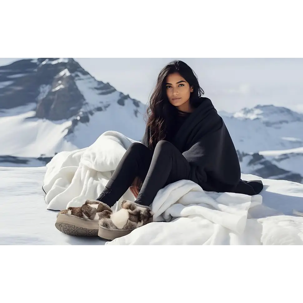 AU&MU Aumu Womens Short Winter Snow Boots Classic Thermal Fur Boot Furry Fluffy Warm