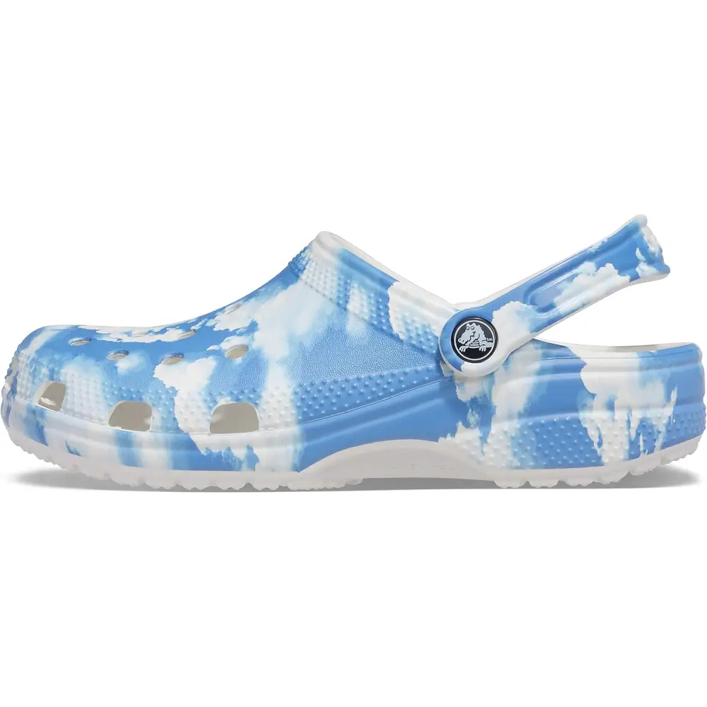 Crocs Kids’ Classic Clogs - Cloud Print / 4 Women/2 Men